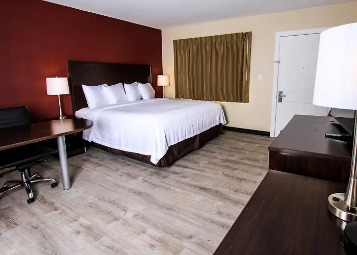 Hotel Red Roof Plus+ - Grand Canyon 3*
